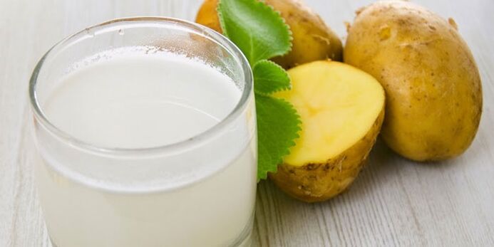 Jugo de patata para eliminar papilomas.